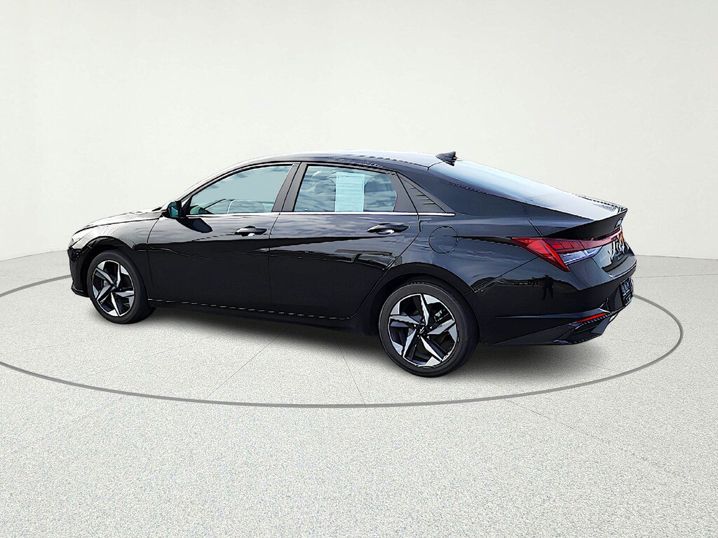 Used 2023 Hyundai Elantra Limited Sedan