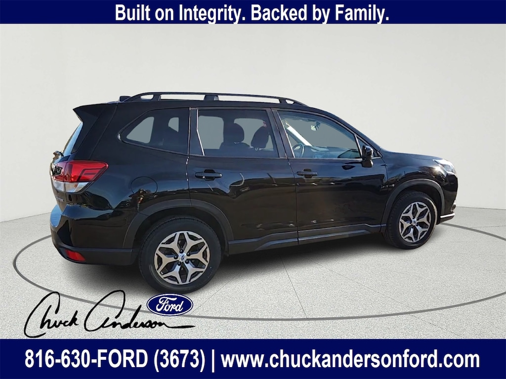 Used 2023 Subaru Forester Premium SUV
