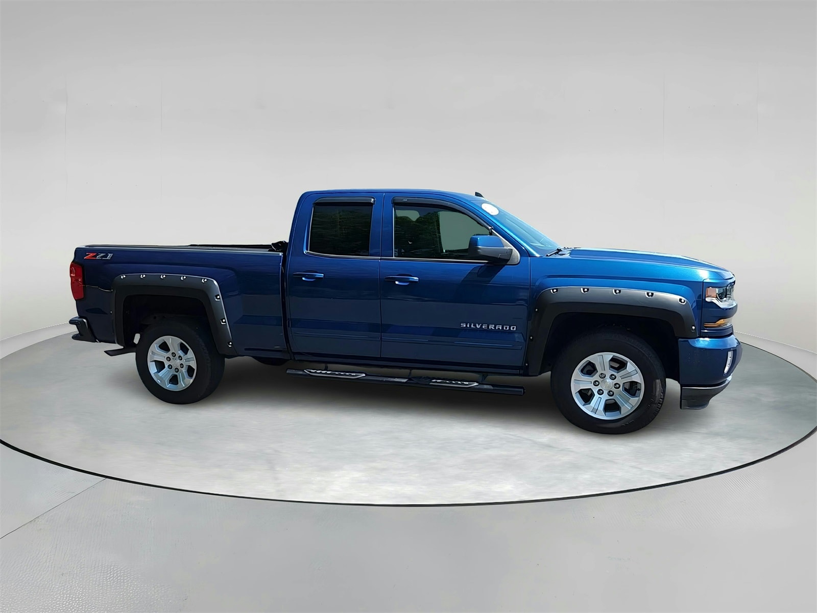 Used 2018 Chevrolet Silverado 1500 LT Z71 with VIN 1GCVKREC9JZ147440 for sale in Kansas City