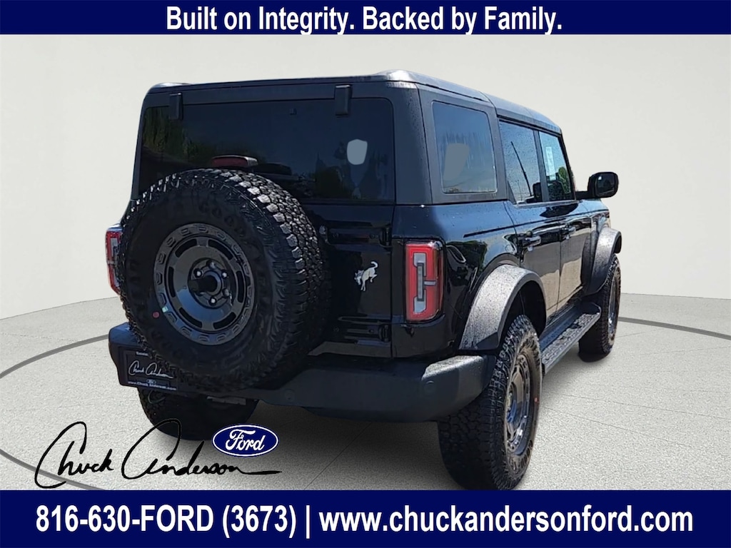 New 2025 Ford Bronco Outer Banks SUV