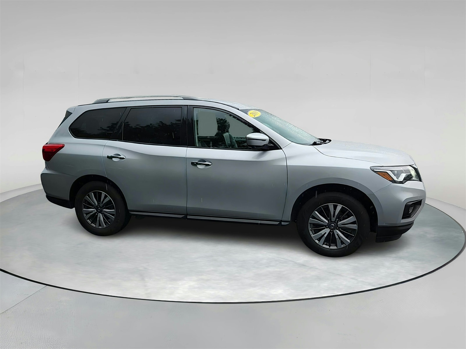 Used 2019 Nissan Pathfinder SL with VIN 5N1DR2MM4KC613008 for sale in Kansas City