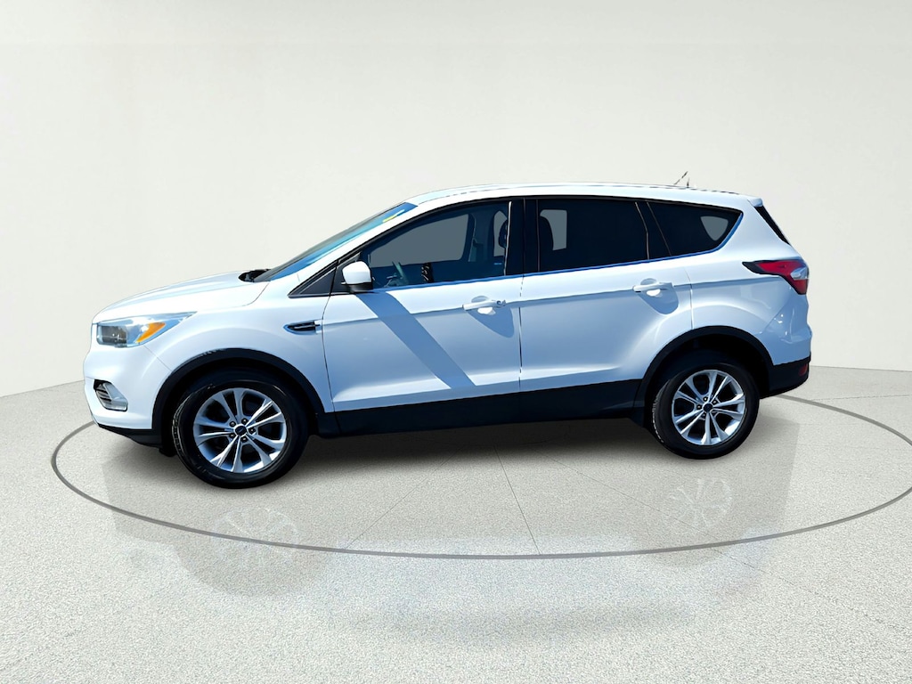 Used 2017 Ford Escape SE SUV