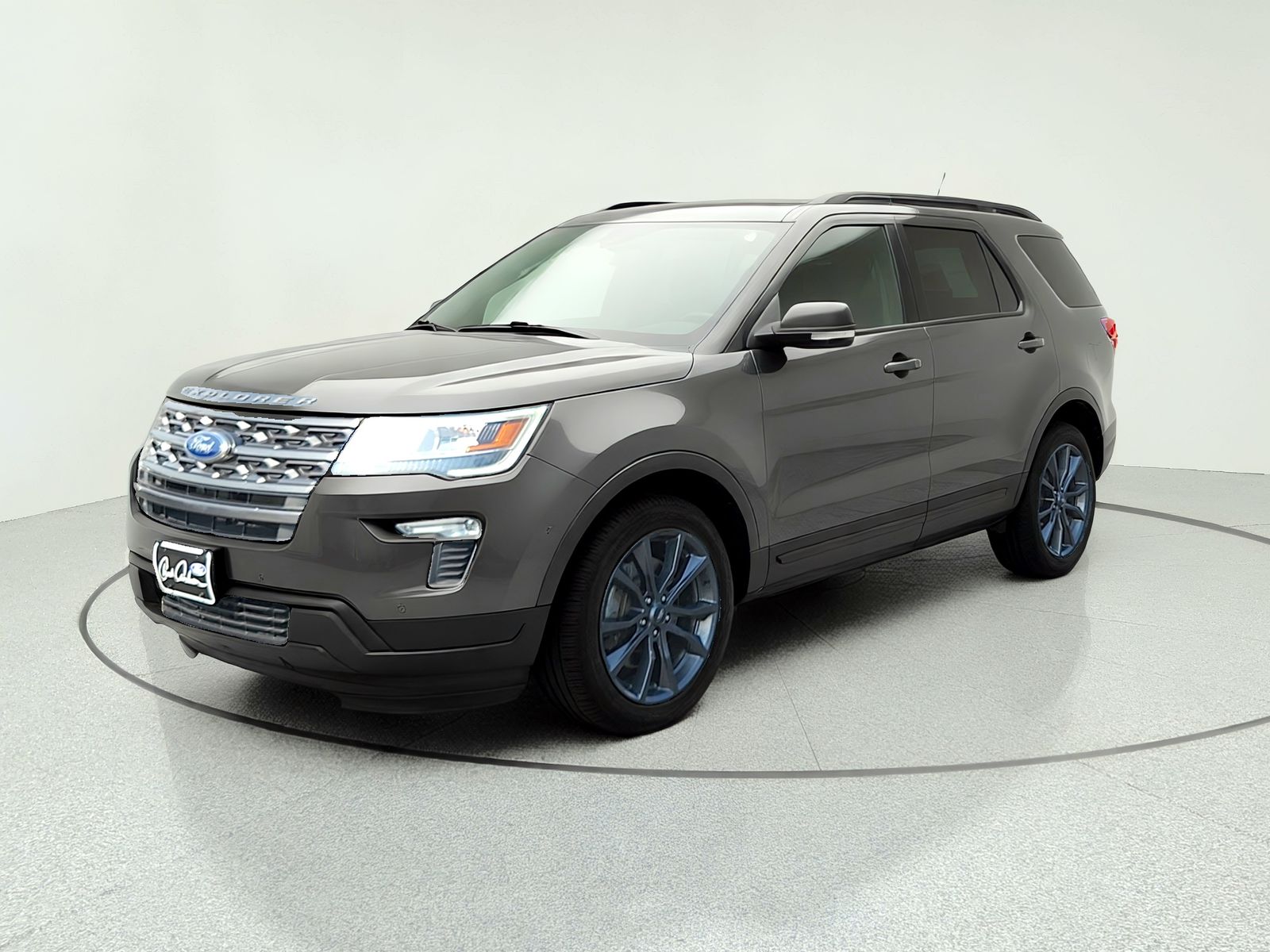 Used 2018 Ford Explorer XLT with VIN 1FM5K8D86JGC70594 for sale in Kansas City