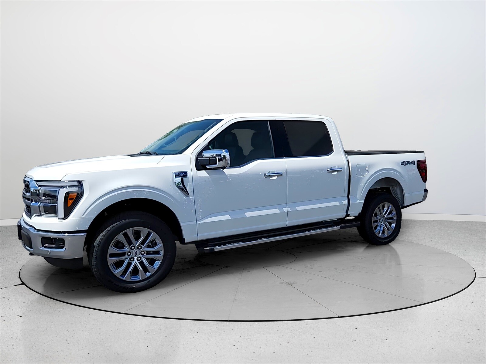 2025 Ford F-150 Lariat photo 3