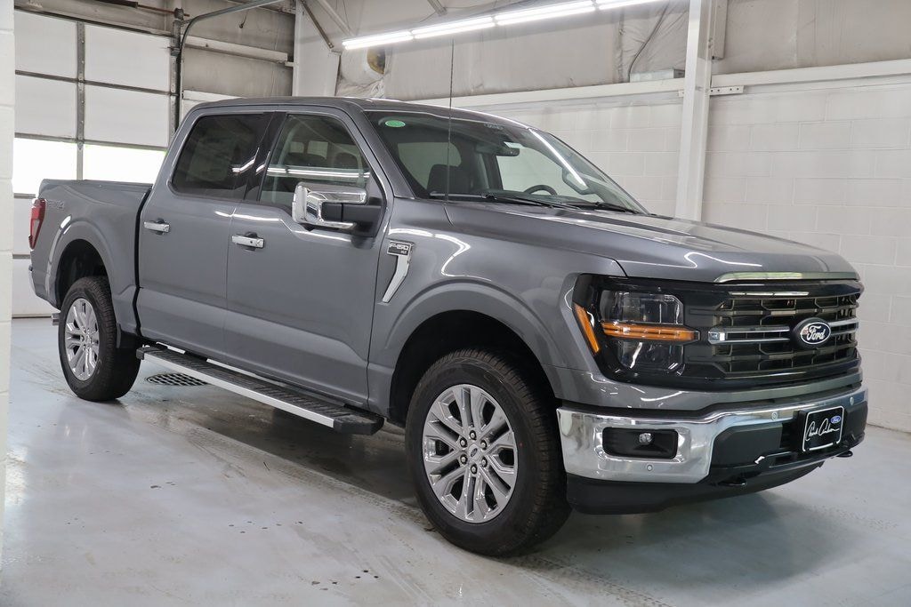 New 2024 Ford F-150 XLT Truck SuperCrew Cab