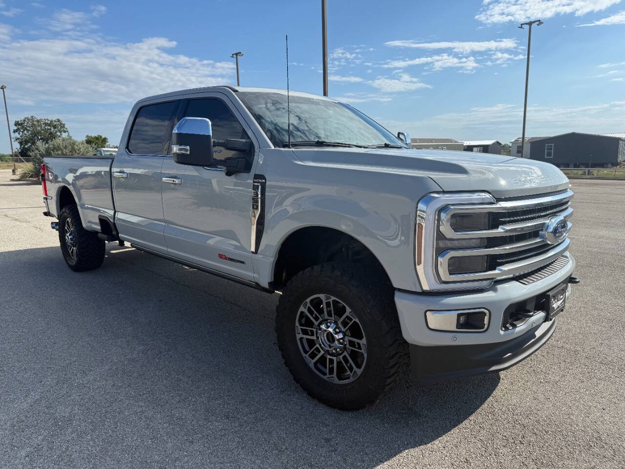 2025 Ford F-350 Super Duty Platinum - Photo 7