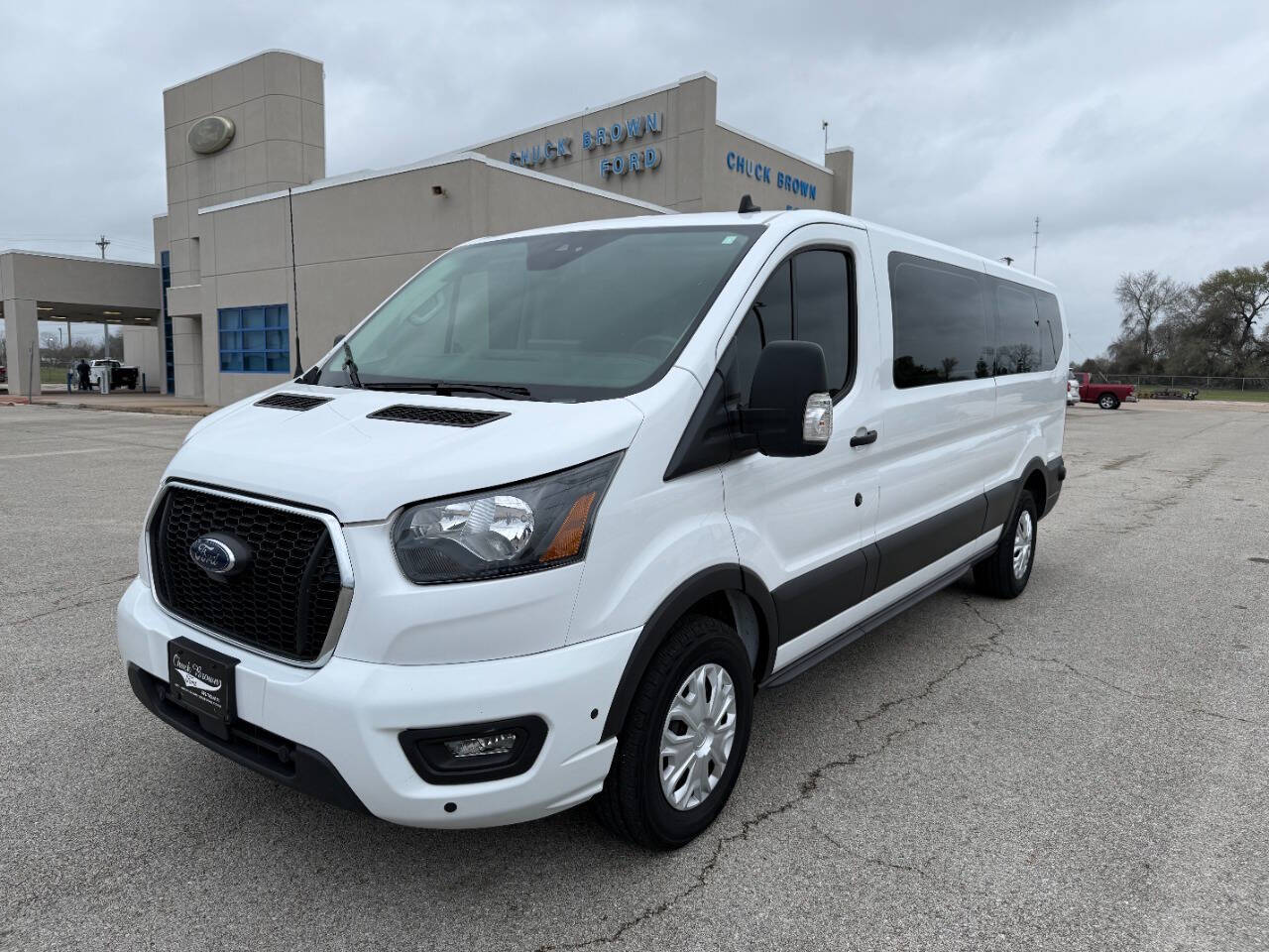 2024 Ford Transit 350 XLT Low Roof Sliding Pass. 148's photo