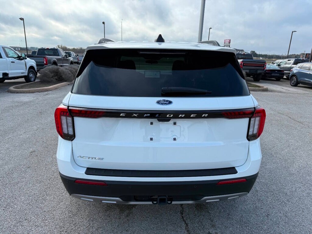 Used 2025 Ford Explorer Active SUV
