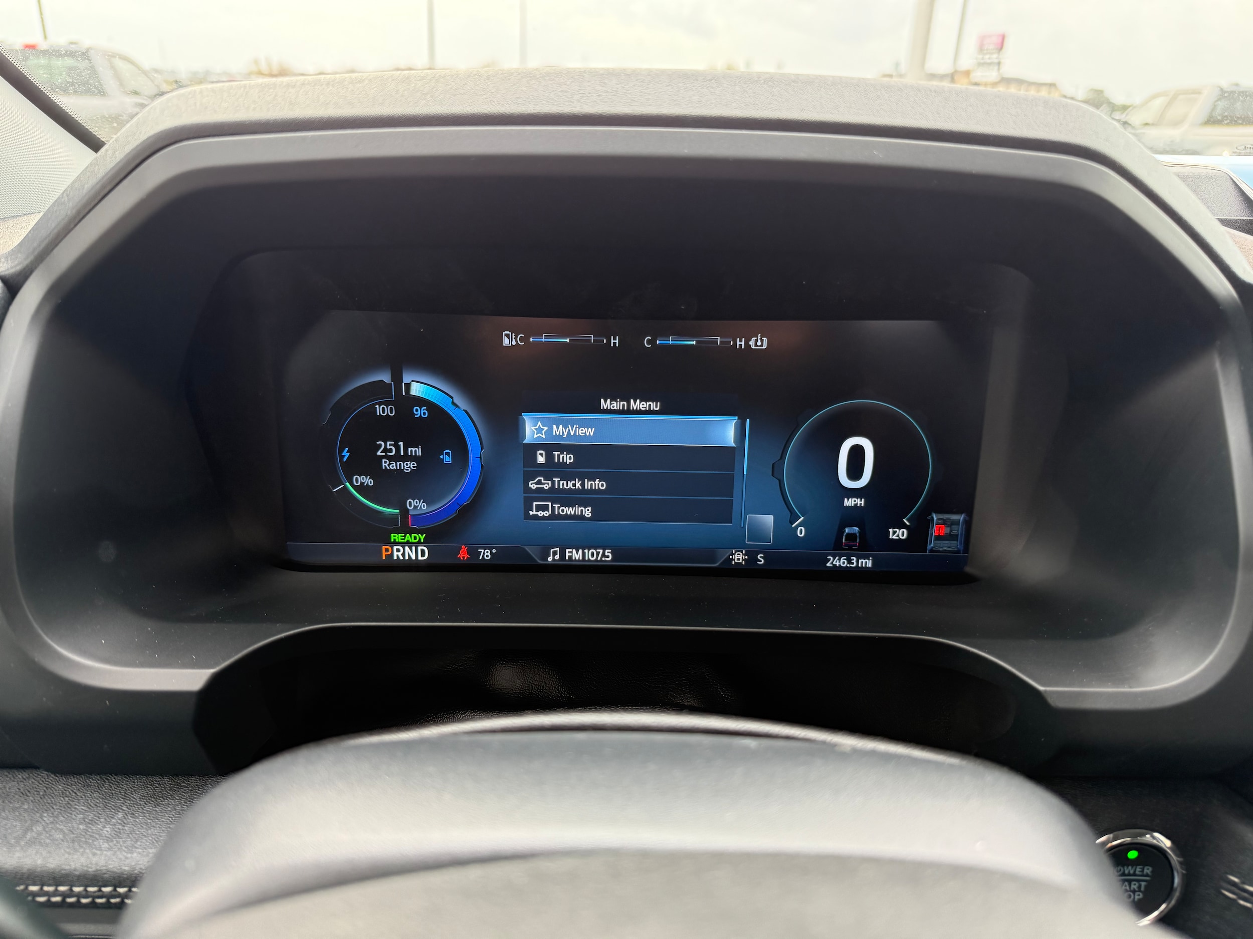 2025 Ford F-150 Lightning Flash - Photo 15