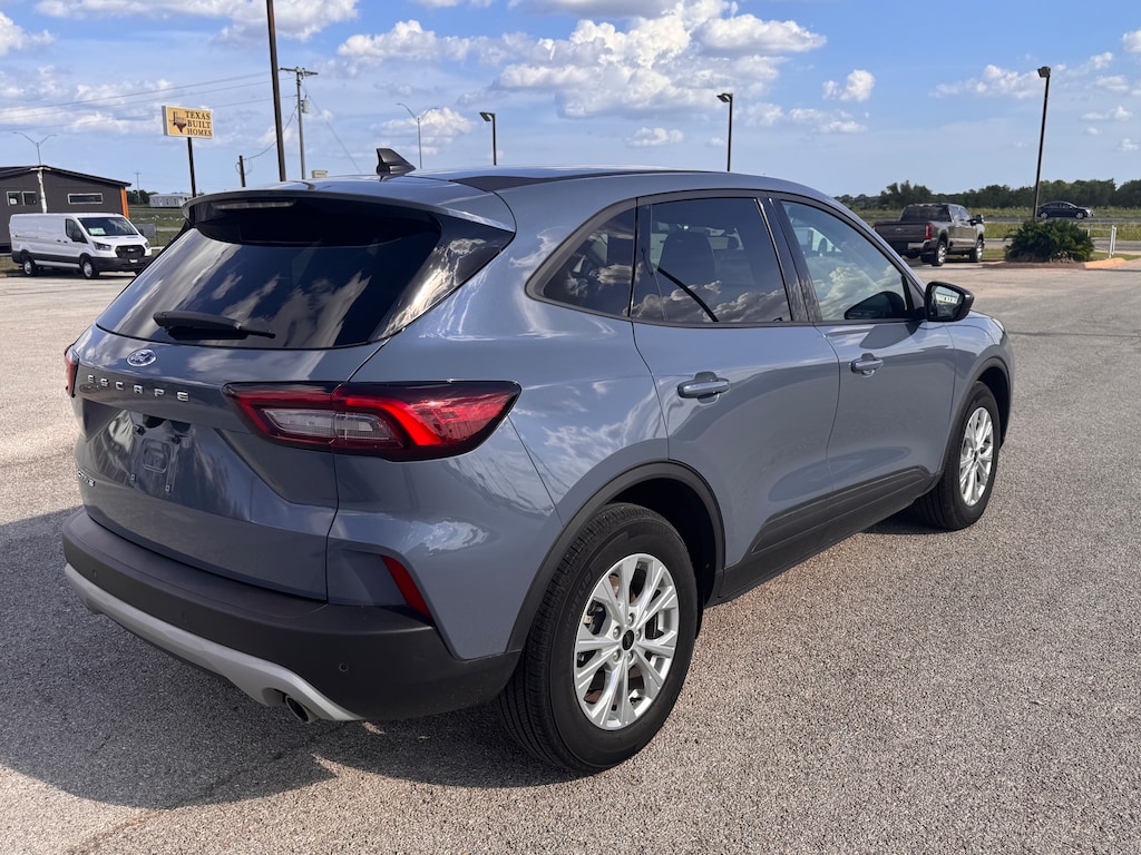 Used 2025 Ford Escape Active 4dr SUV SUV