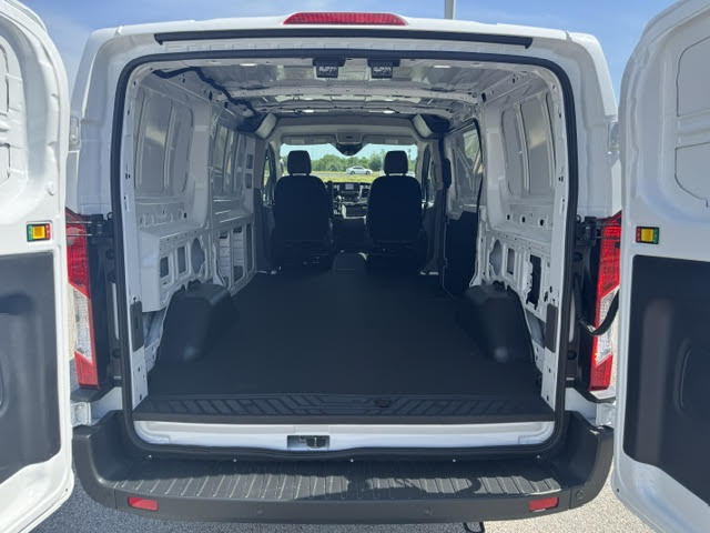 2025 Ford Transit Van Base - Photo 18