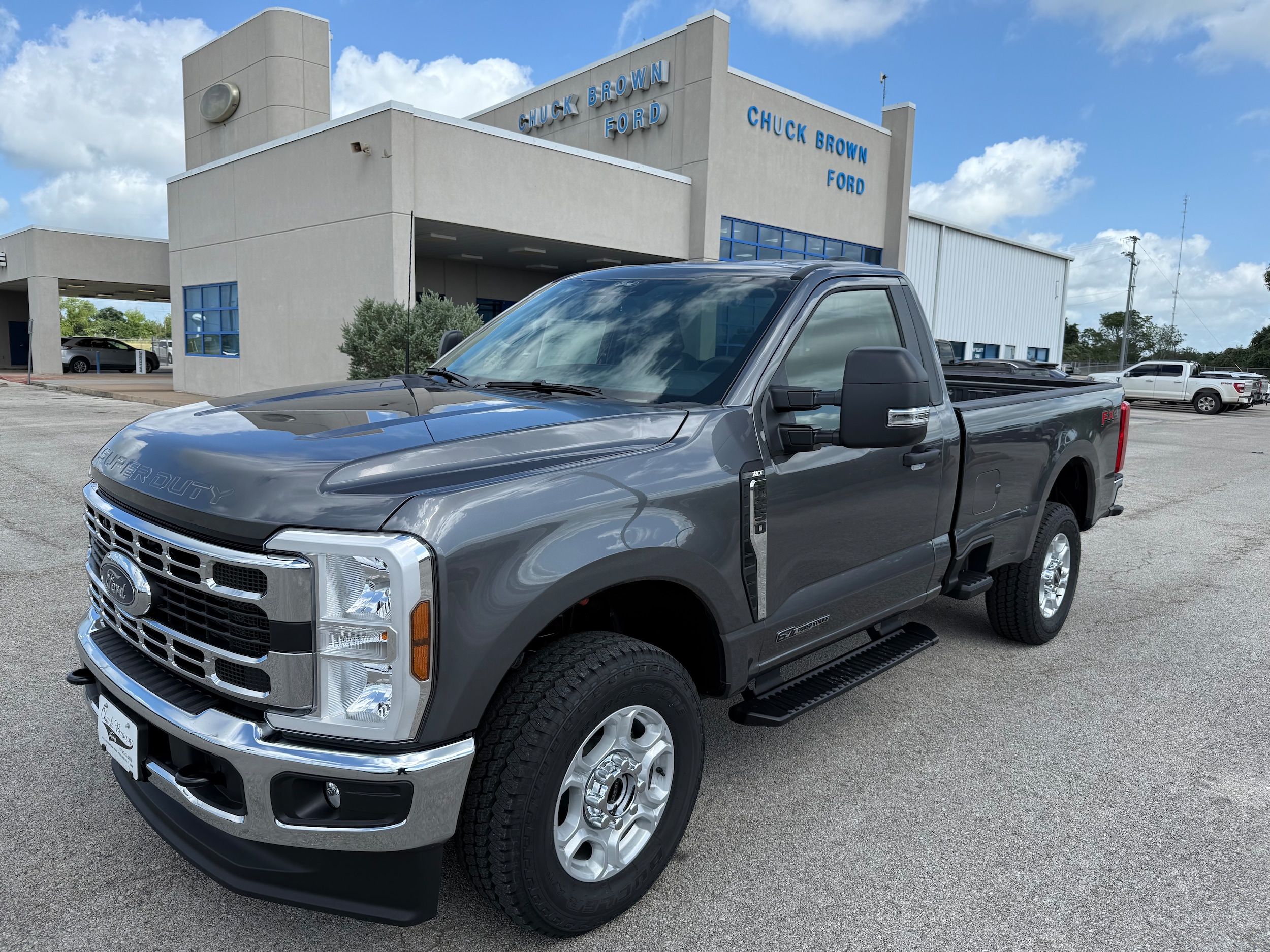 2025 Ford F-250 Super Duty XLT's photo