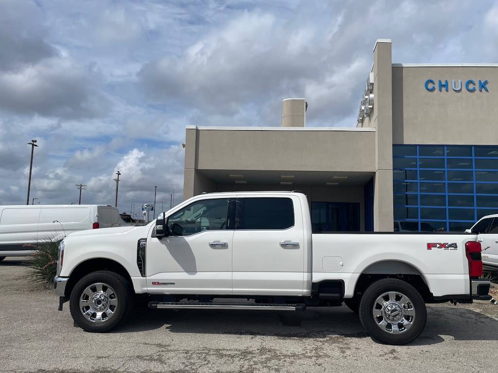 New 2026 Ford Super Duty F-250® Lariat® TRUCK