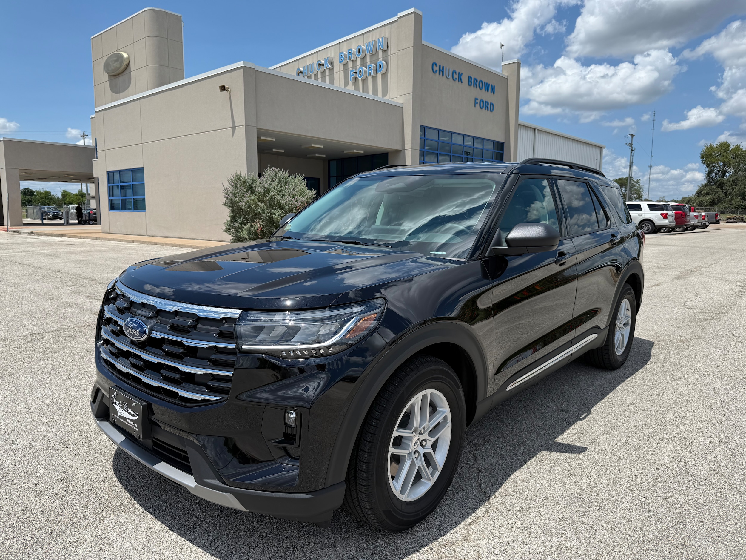 2025 Ford Explorer SUV 