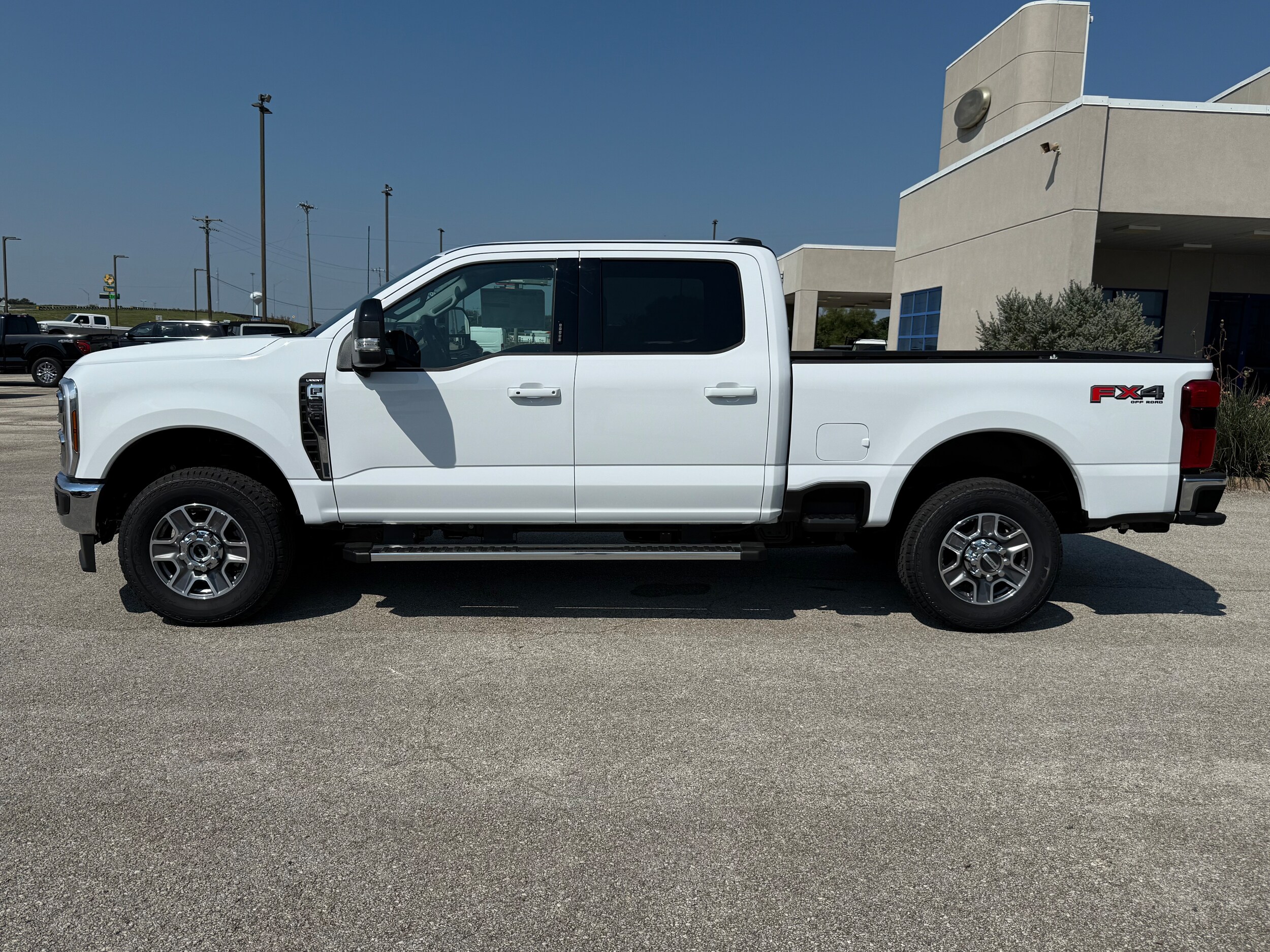 2026 Ford F-250 Lariat photo 2