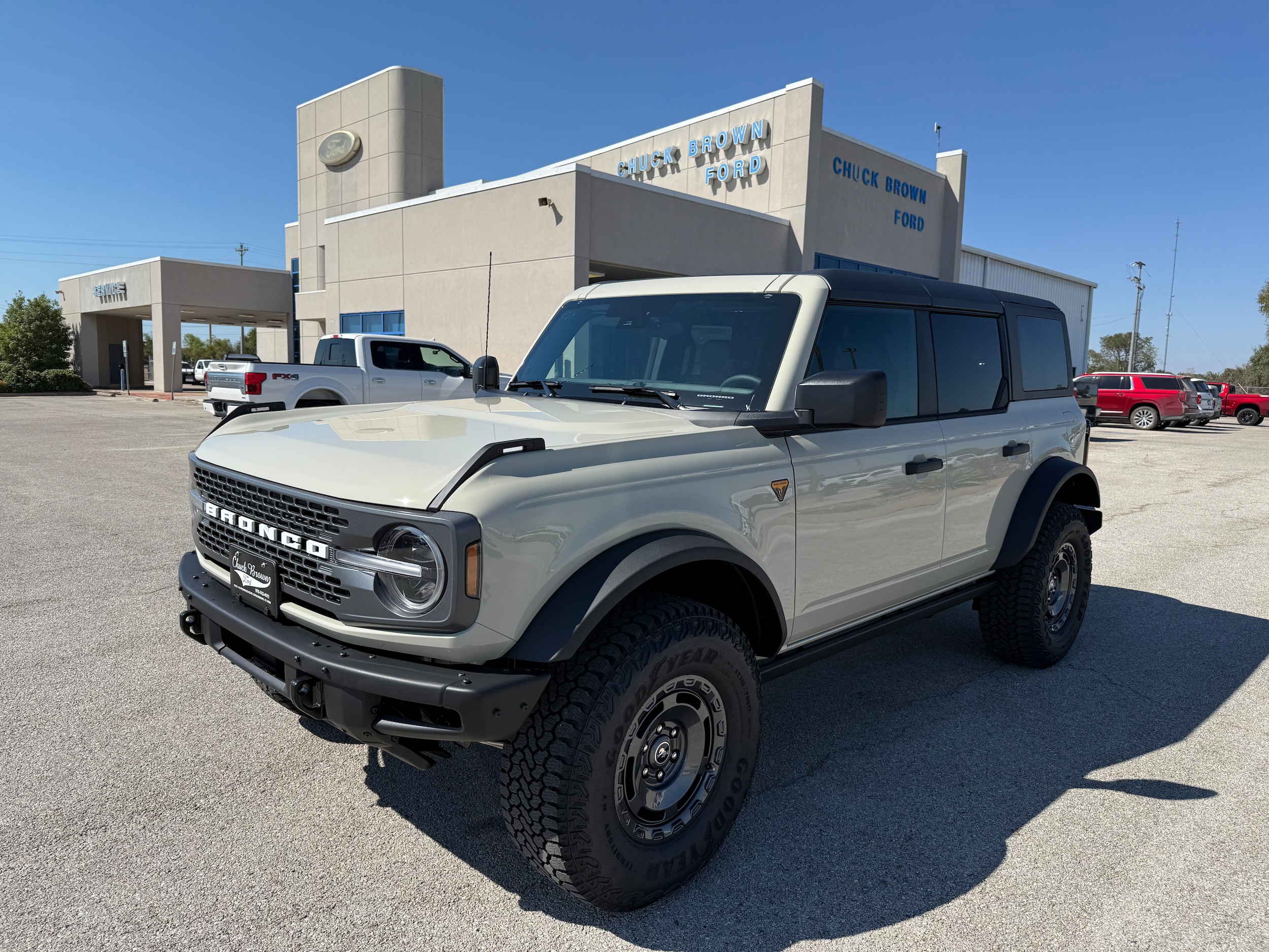 2025 Ford Bronco SUV 