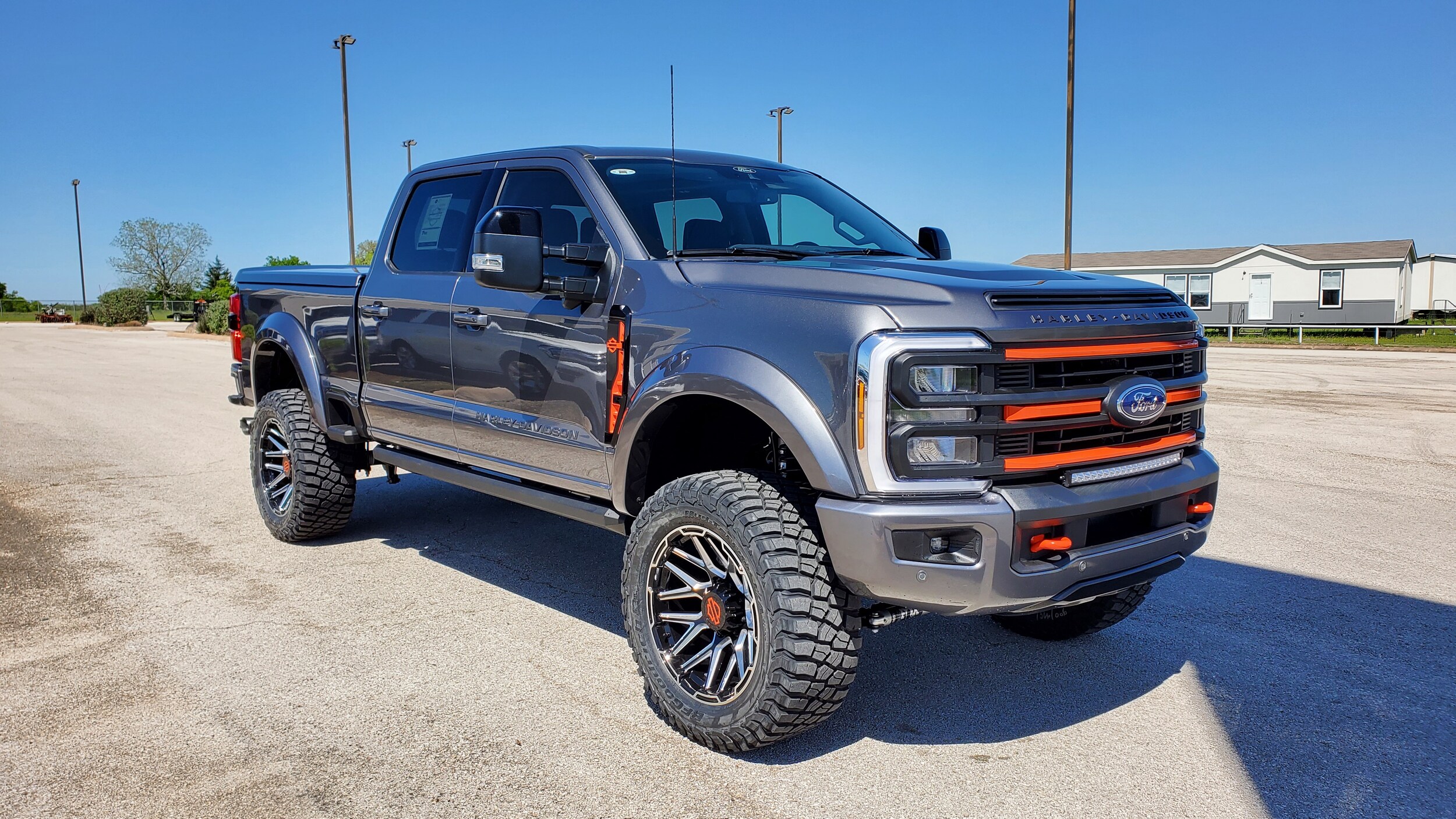 2024 Ford F-250 Harley-Davidson Edition photo 4