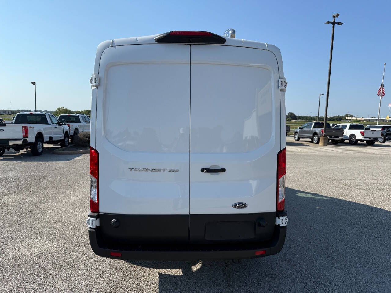 2023 Ford Transit Cargo Van photo 4