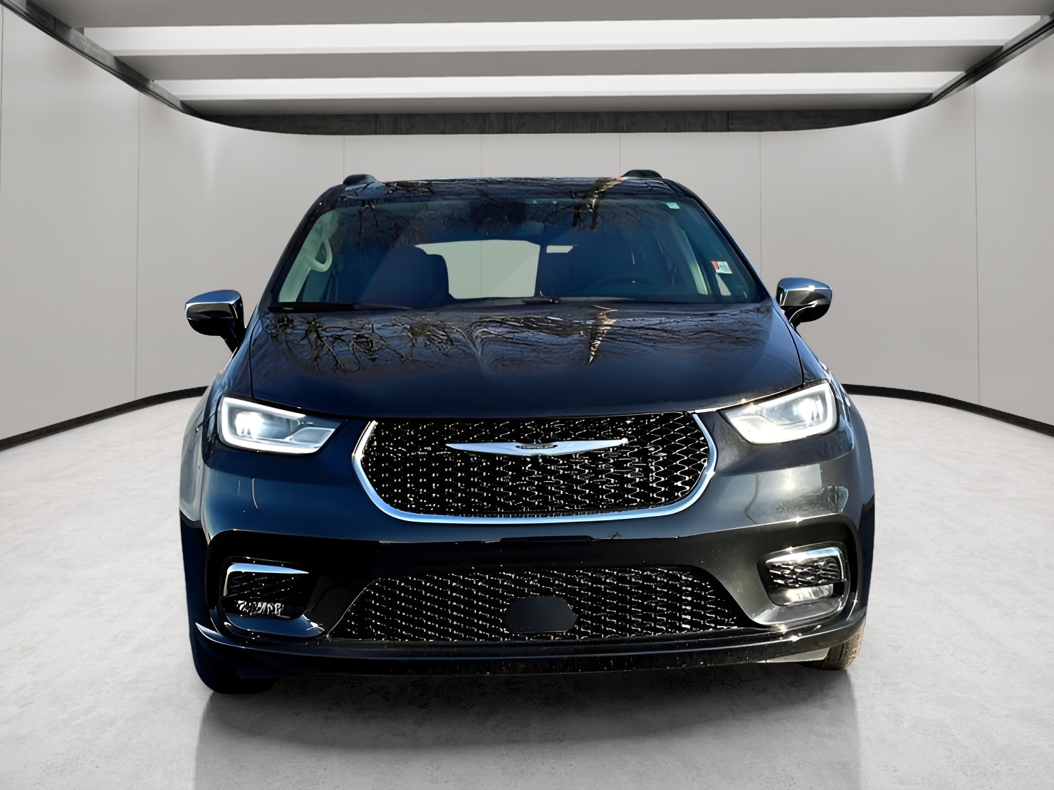 Used 2023 Chrysler Pacifica Limited with VIN 2C4RC1GG4PR532830 for sale in Cartersville, GA
