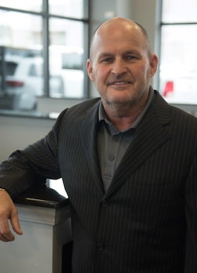 Staff member Robert Loehr from 25e825462dde