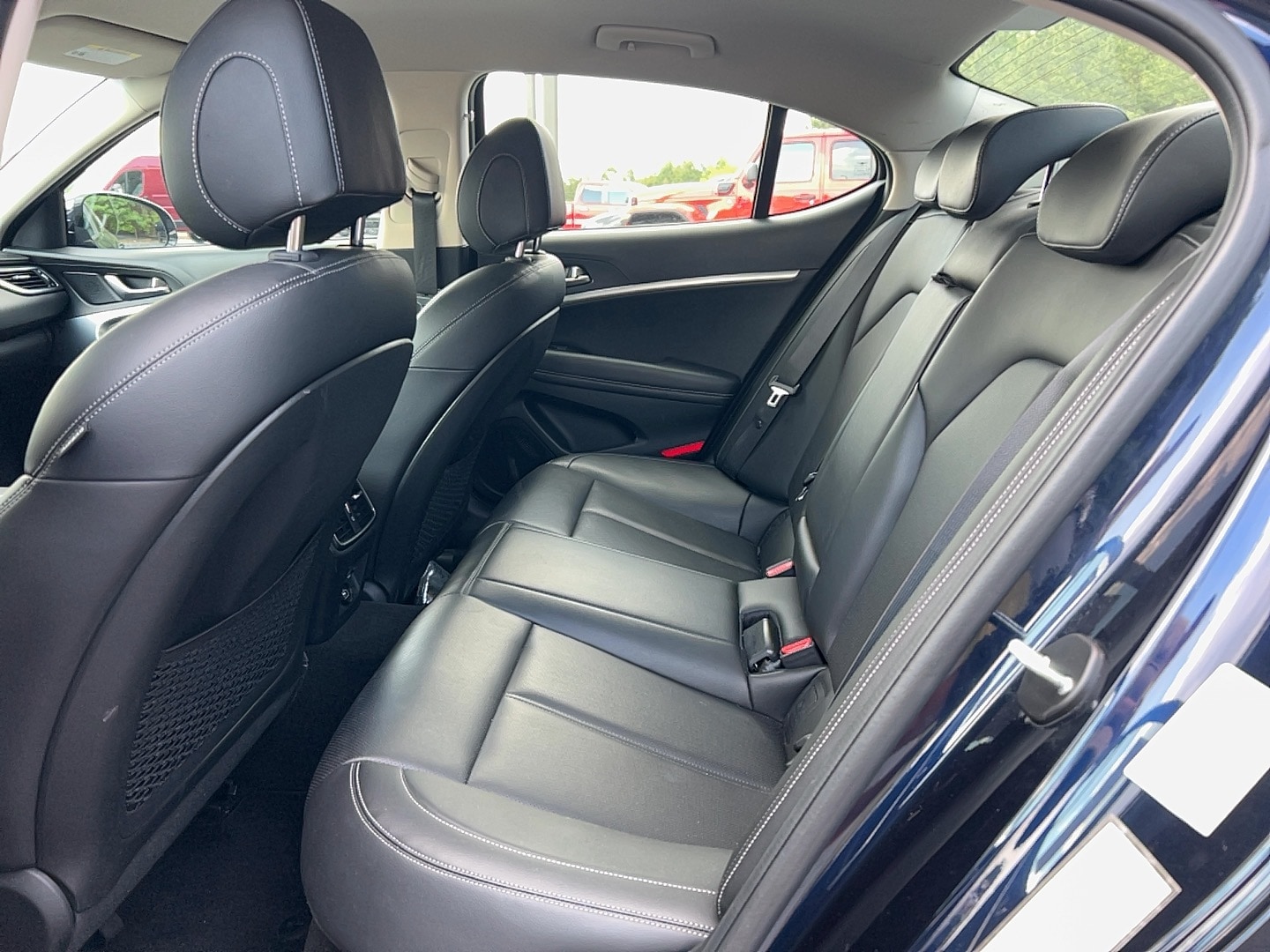 2023 GENESIS G70 Standard - Photo 27