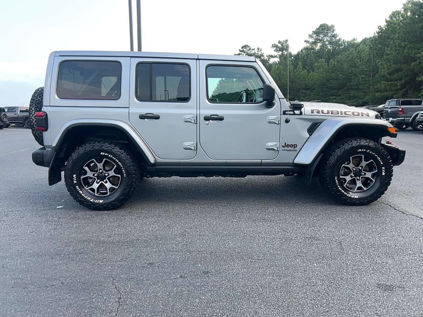 2021 Jeep Wrangler Unlimited Rubicon photo 2