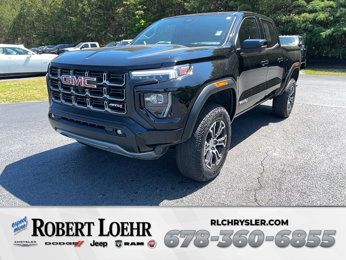 2024 GMC Canyon 4WD AT4 Crew Cab Short Box's photo