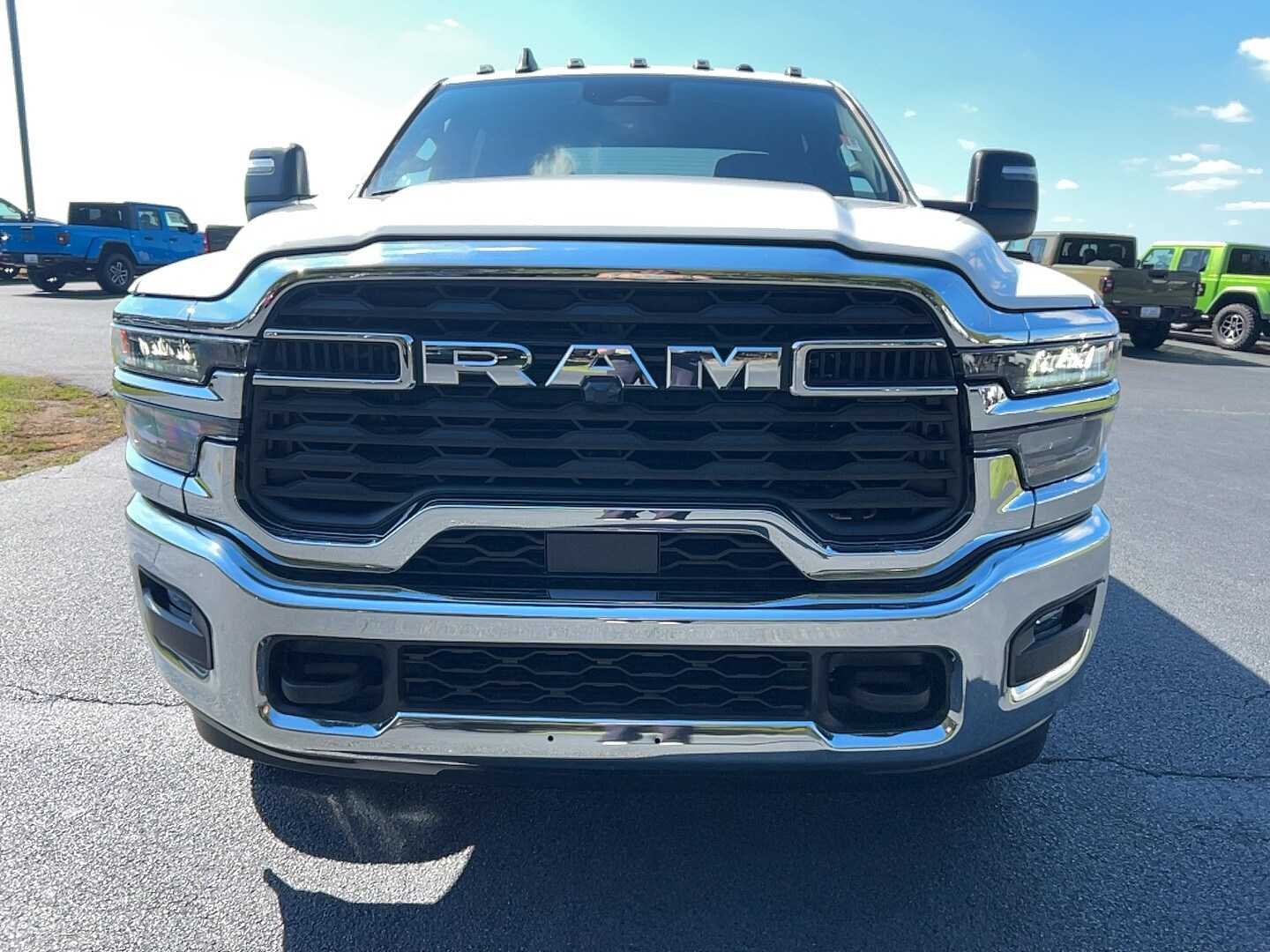2026 Ram 3500 Tradesman photo 2