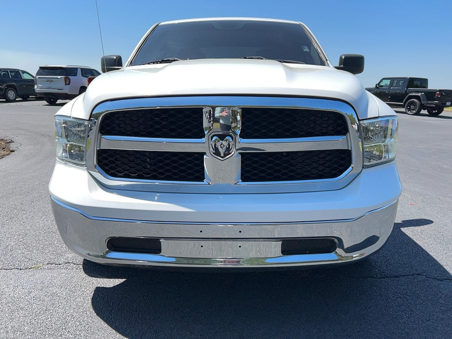 2021 Ram 1500 Classic SLT photo 2