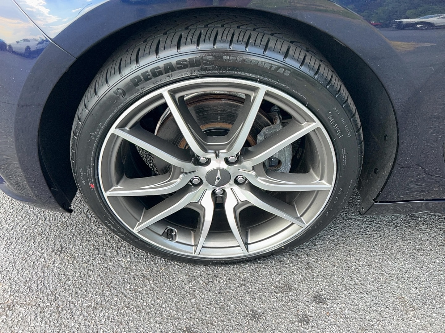 2023 GENESIS G70 Standard - Photo 9