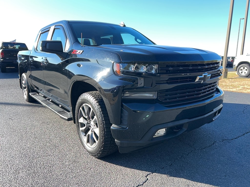 Used 2020 Chevrolet Silverado 1500 RST Truck