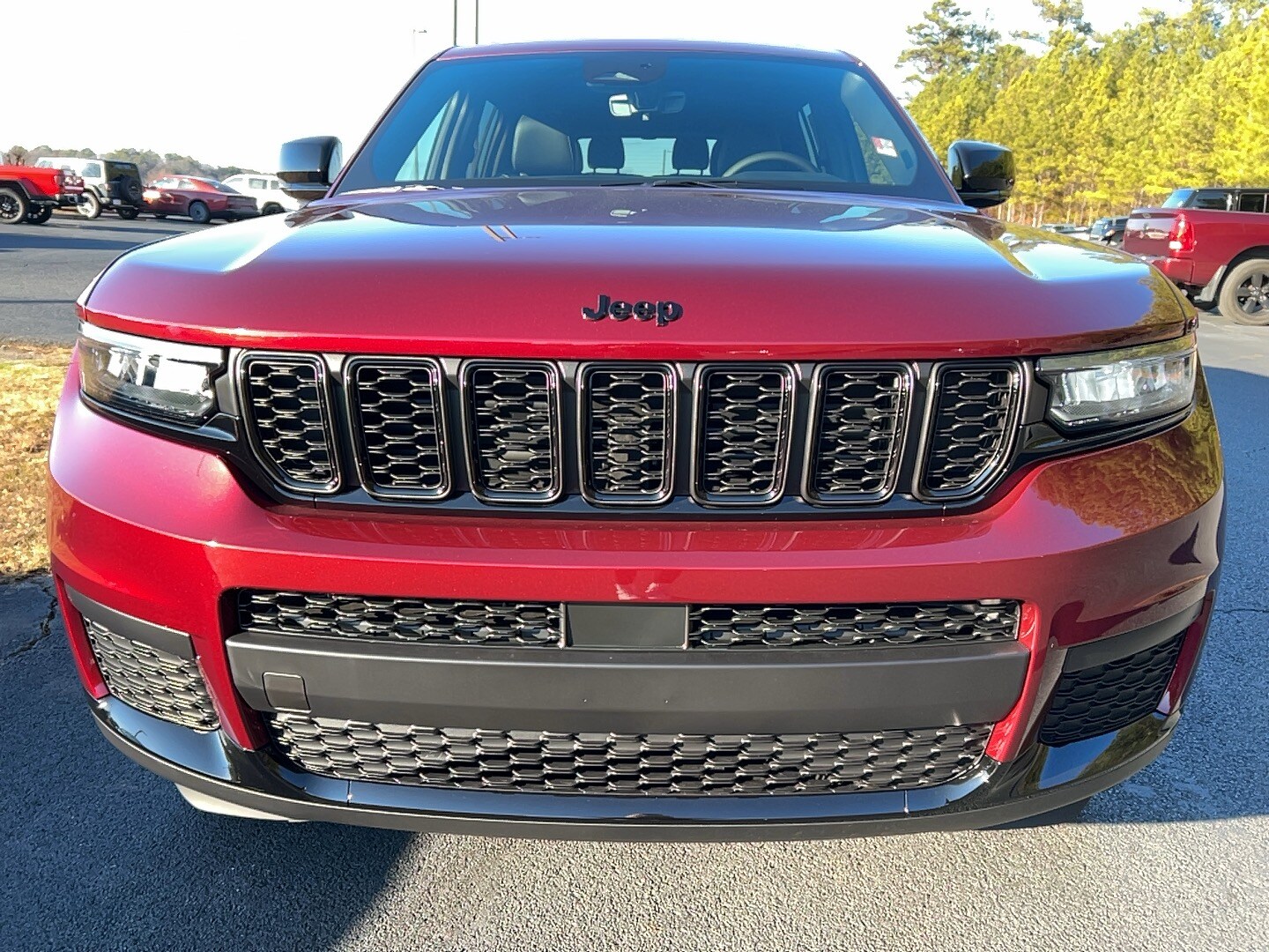 2025 Jeep Grand Cherokee Altitude X photo 2