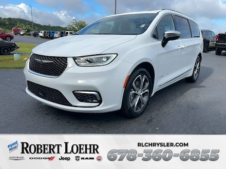 2026 Chrysler Pacifica PINNACLE Passenger Van