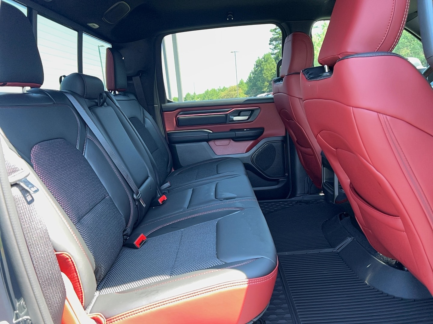 2026 RAM 1500 Rebel - Photo 28