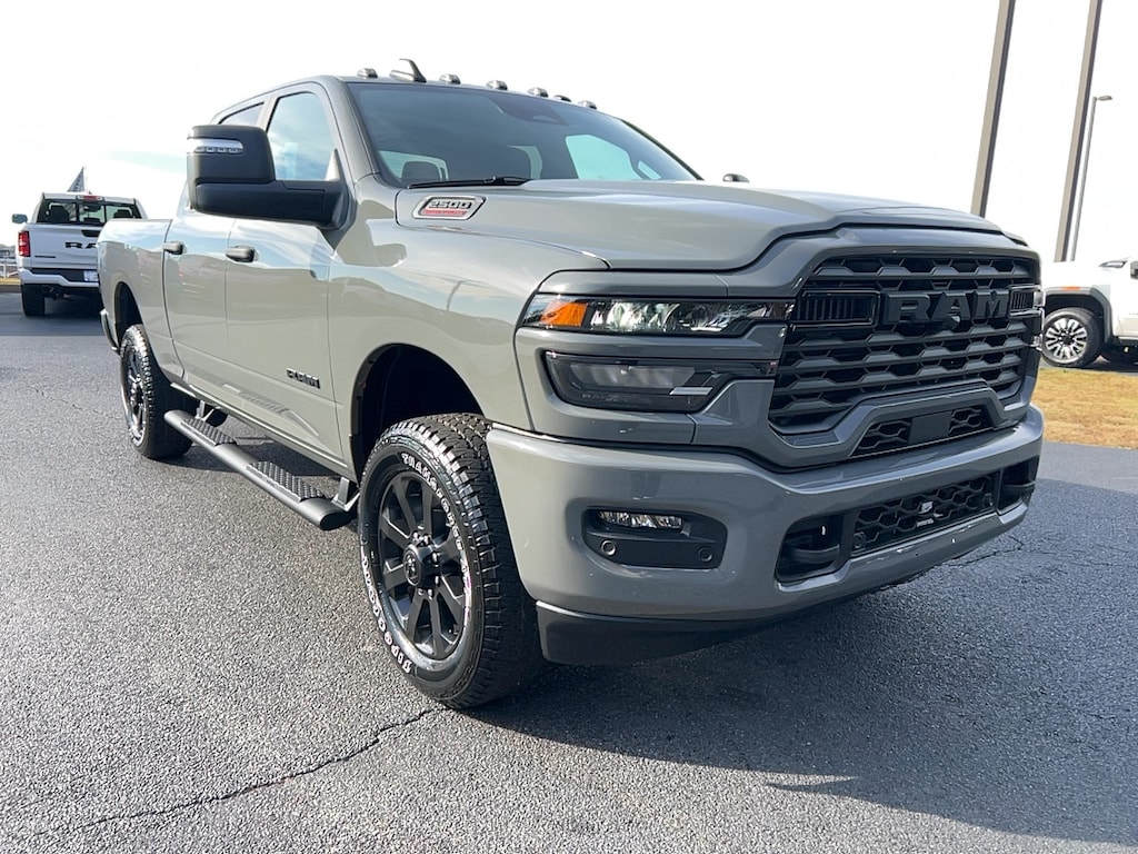 New 2026 Ram 2500 BIG HORN CREW CAB 4X4 6'4 BOX Pickup