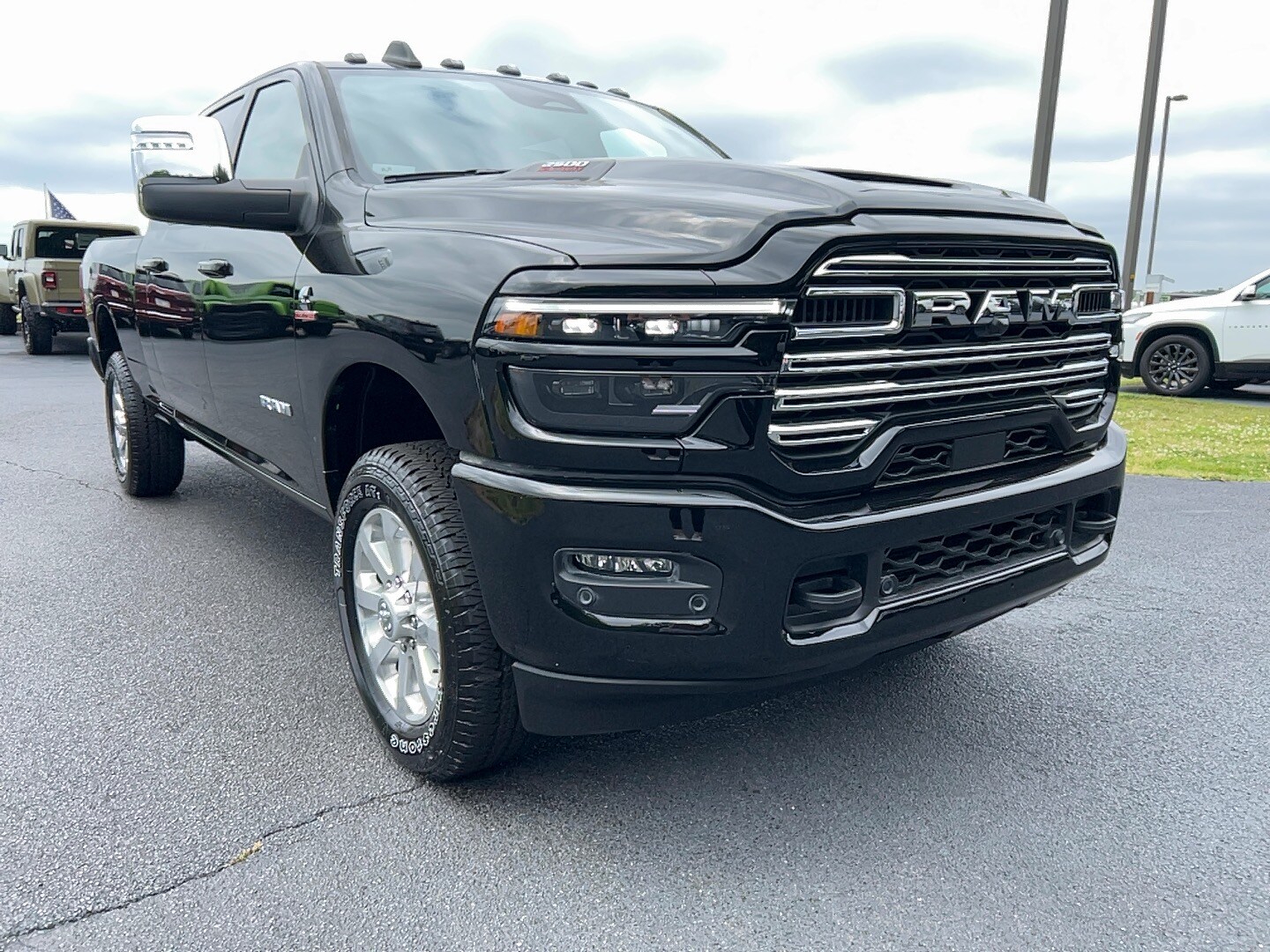 2025 Ram 2500 Laramie photo 3