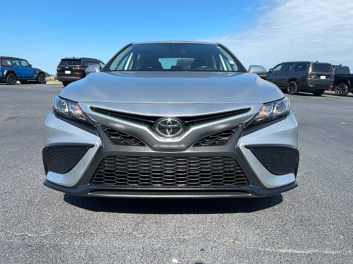 Used 2023 Toyota Camry SE with VIN 4T1G11AK0PU102334 for sale in Cartersville, GA