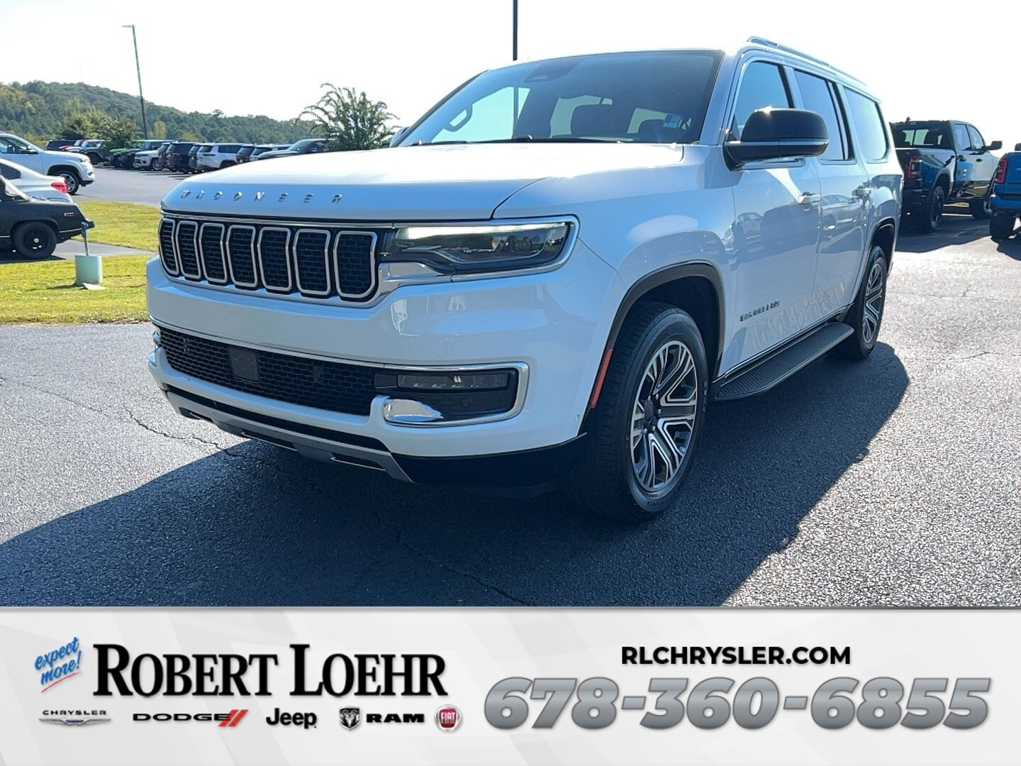 2023 Jeep Wagoneer L Series II's photo