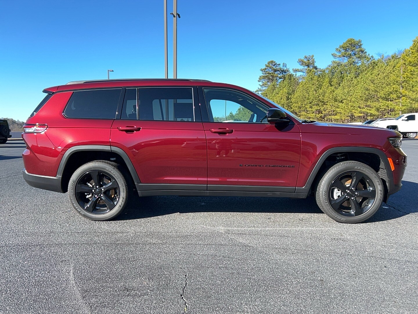 2025 Jeep Grand Cherokee Altitude X photo 4
