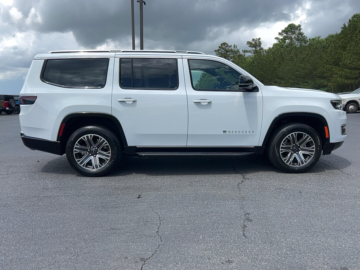 2025 Jeep Wagoneer Base photo 4