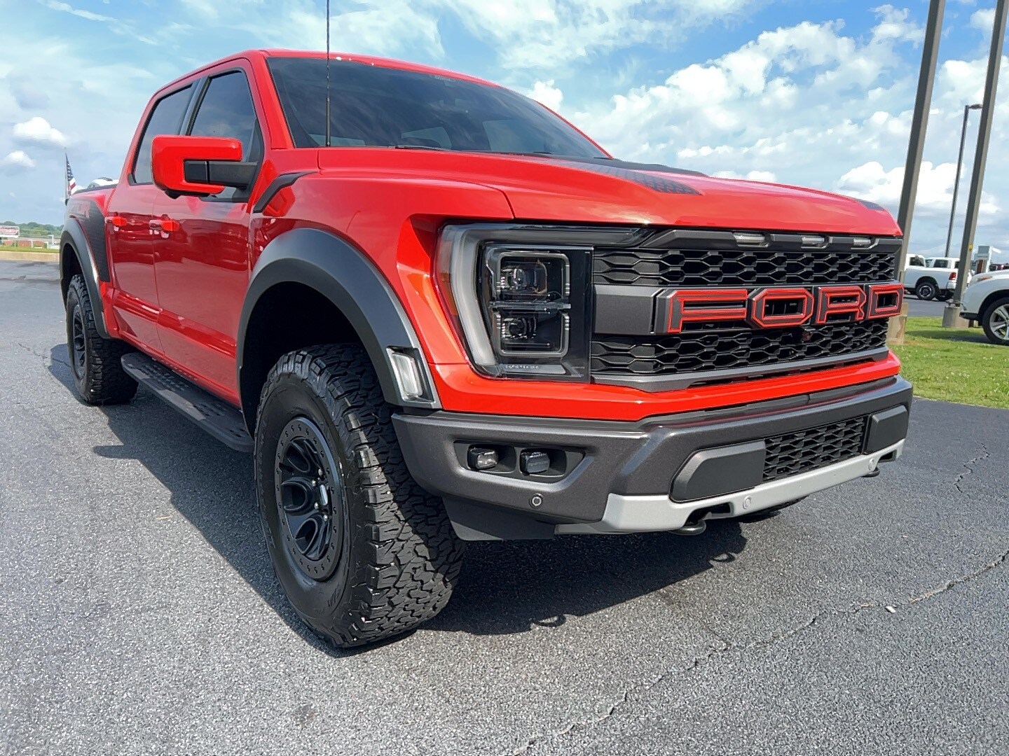 2022 Ford F-150 Raptor photo 3