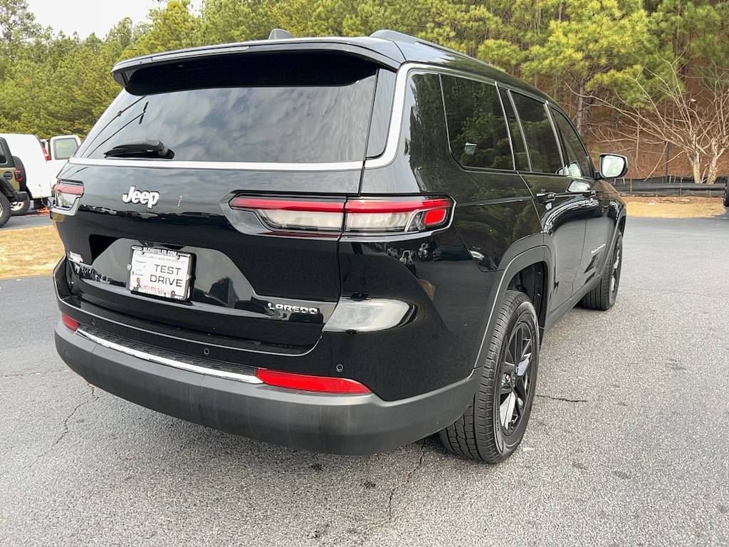 Used 2023 Jeep Grand Cherokee L Laredo SUV