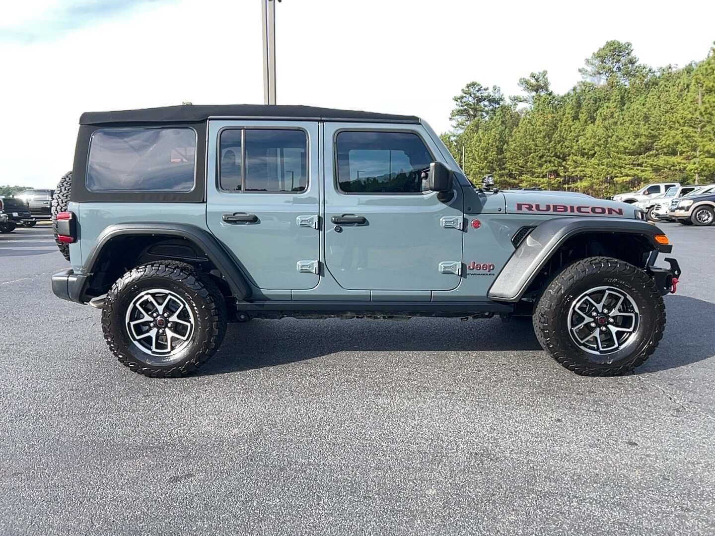 2024 Jeep Wrangler Rubicon photo 4