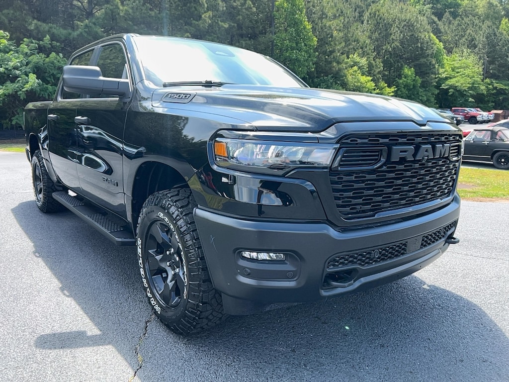 New 2026 Ram 1500 WARLOCK CREW CAB 4X4 5'7 BOX Pickup