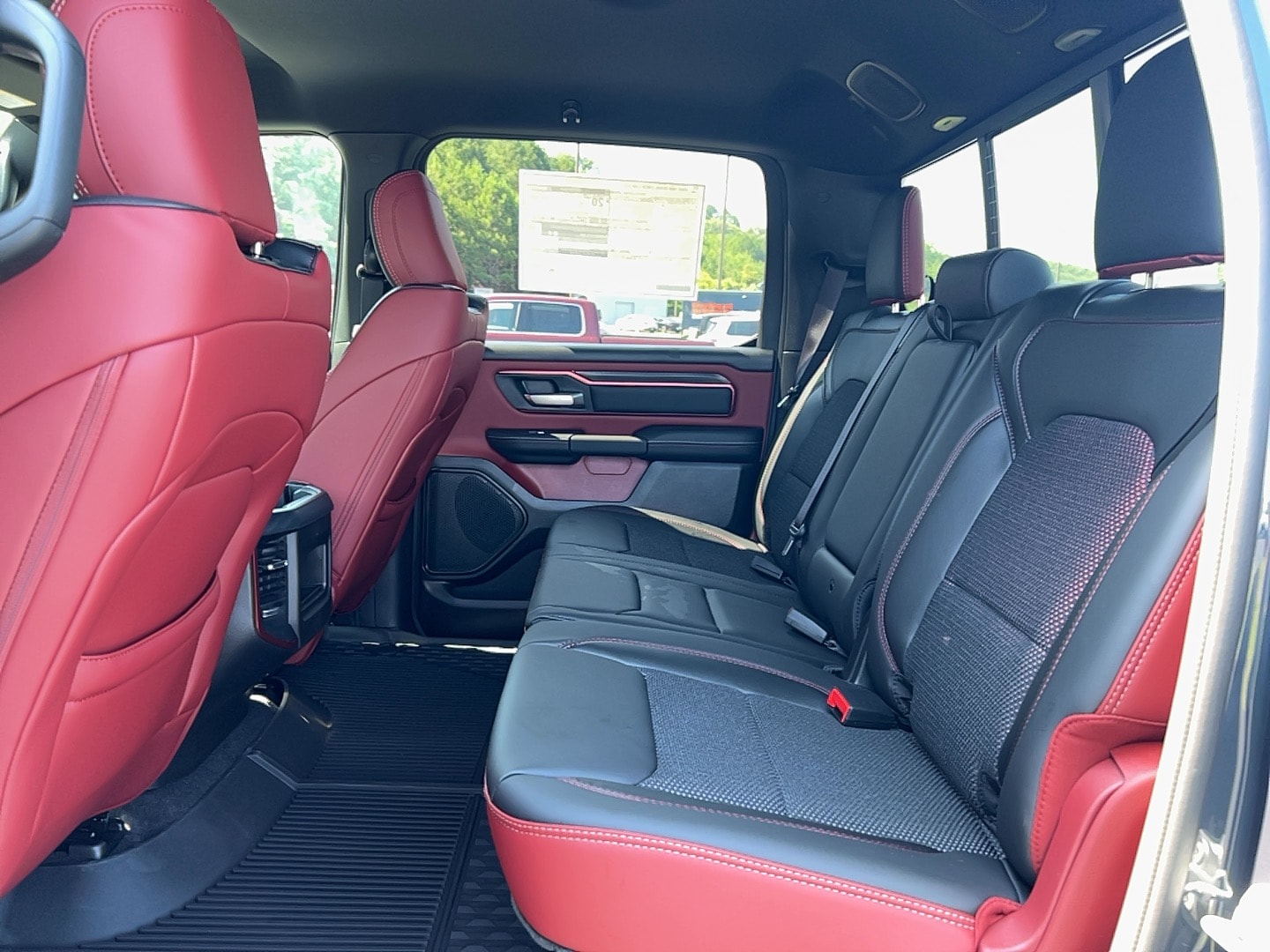 2026 RAM 1500 Rebel - Photo 30