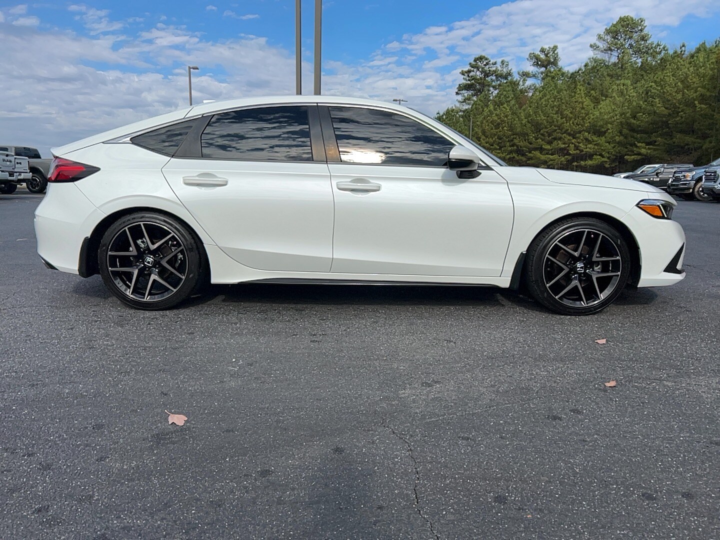 2022 Honda Civic Sport Touring Hatchback photo 4