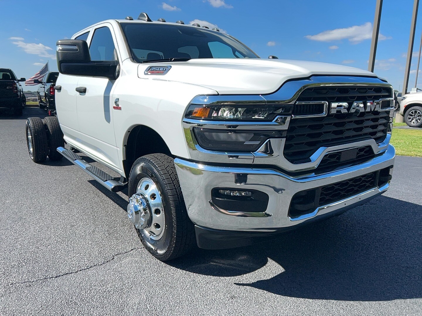 2026 Ram 3500 Tradesman photo 3