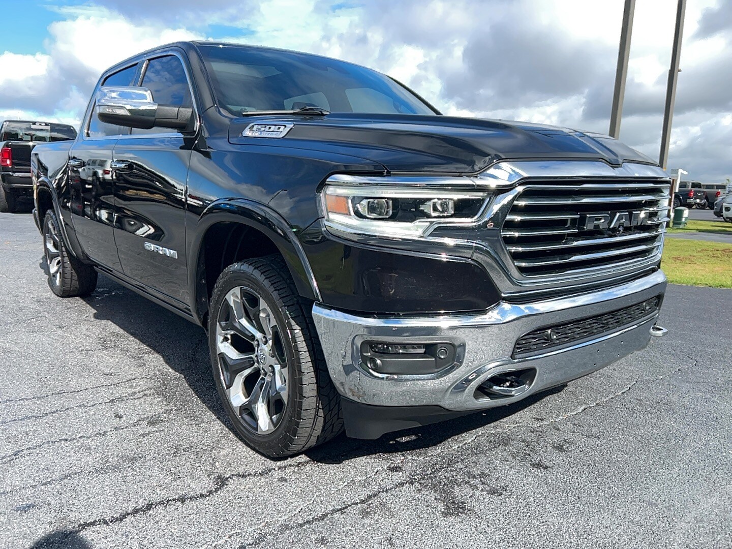 2021 Ram 1500 Laramie Longhorn photo 3