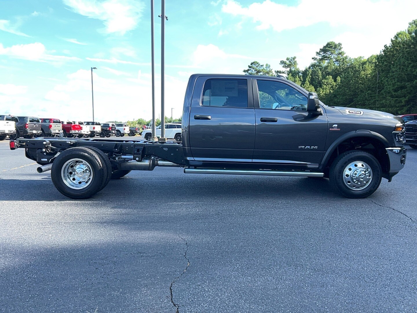 2025 Ram 3500 Big Horn photo 4