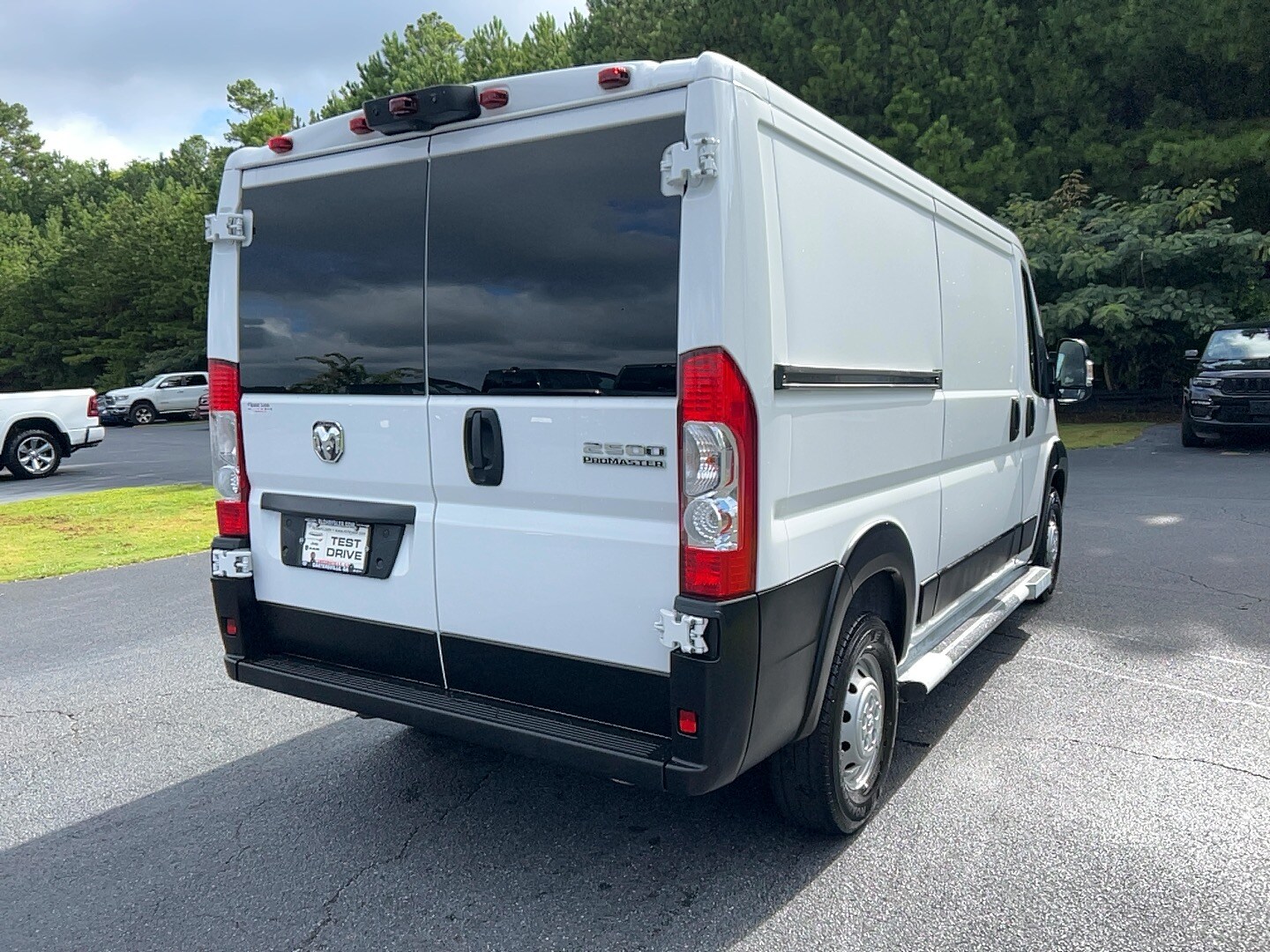 2023 Ram ProMaster 2500 Base Cargo Van photo 4